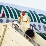 Francesco in aereo