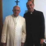 victor-manuel-fernandez-con-el-papa