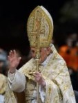 Rendere grazie a Dio per i gesti di amore anche se questi fanno meno rumore del male che c’è nel mondo: così il Papa durante il Te Deum