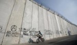 Vescovi pro Terra Santa: Europa e Nord America impediscano ingiustizia del Muro israeliano