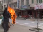 Non capite perché 96 tibetani si sono dati fuoco? Leggete qui che cos’è «l’educazione patriottica» cinese