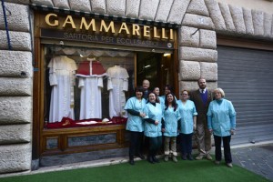 Pronto l’abito che sarà indossato dal nuovo Pontefice