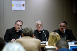 Padre Lombardi: Papa sereno, campagne calunniose di stampo anticlericale