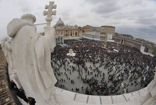 Con l’elezione di papa Francesco, il diavolo ha preso una batosta. Ma ha già fatto scattare il piano B
