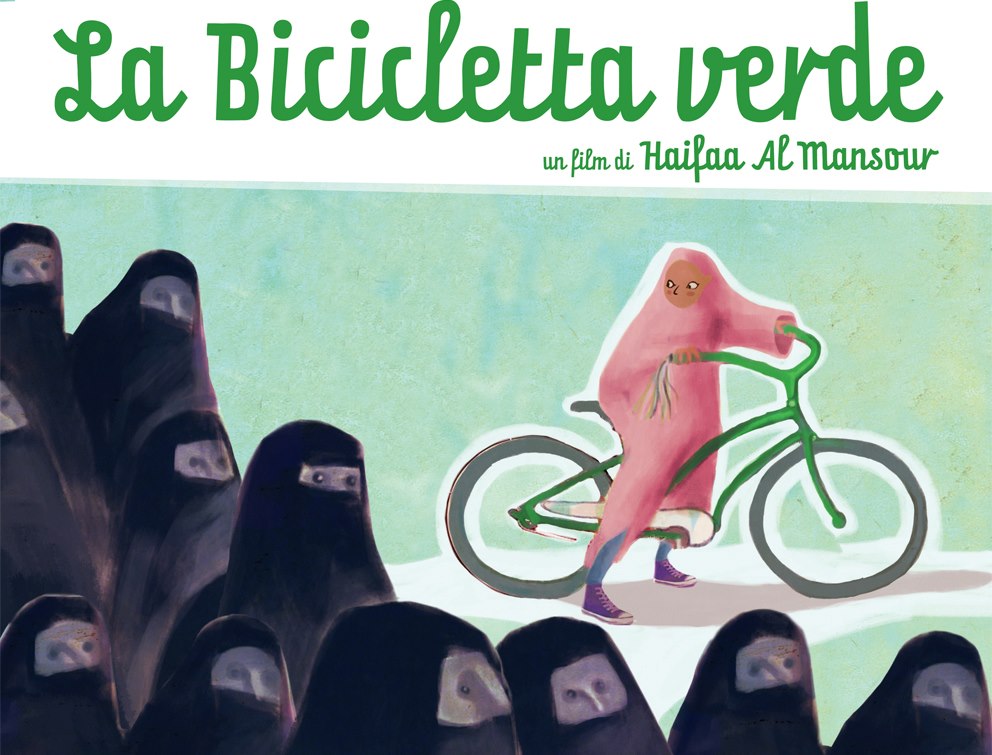 Arabia, sì alle donne in bicicletta, ma solo nei parchi e accompagnate
