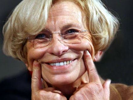 Cristo è morto per Emma Bonino – di Costanza Miriano