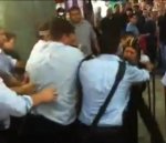 Diventa un caso il pestaggio di un sacerdote copto-ortodosso compiuto dalla polizia israeliana