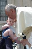 Difendere la vita sempre, sin dal concepimento: così il Papa per la Settimana della famiglia in Brasile