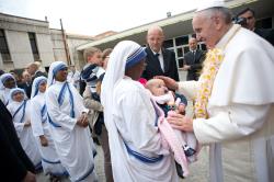 Il Papa per la Giornata Missionaria: uscire dal recinto per portare il Vangelo in ogni realtà