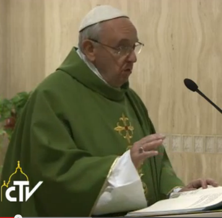 Il Papa prega per i figli dei “devoti della dea tangente”, la corruzione toglie la dignità – Video