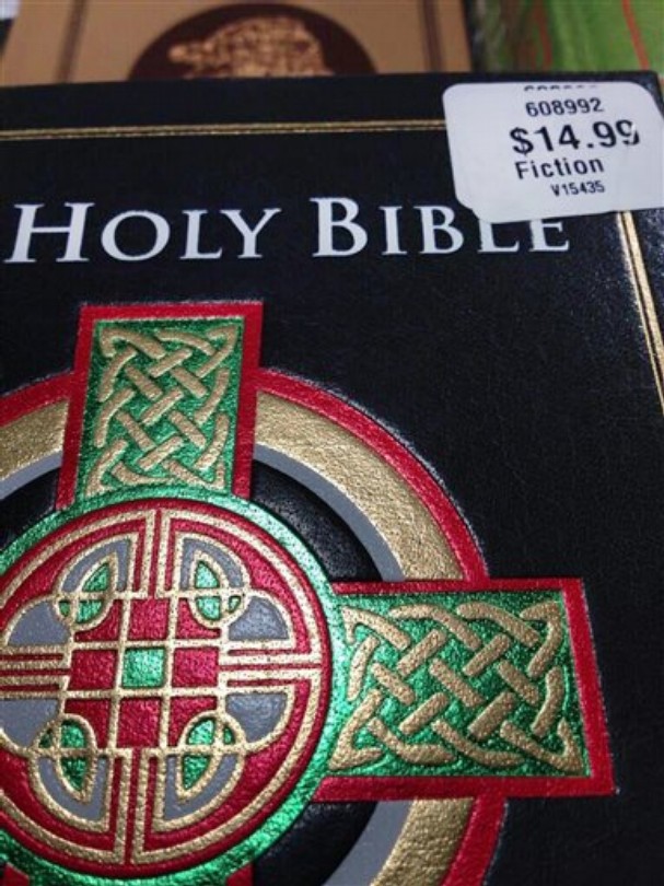Usa, se la Bibbia finisce tra i libri di “fantascienza”