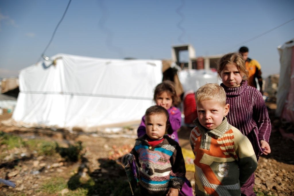 ASIA/SIRIA – L’Arcivescovo Nassar: i bambini siriani invidiano la stalla dove è nato Gesù