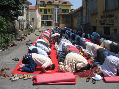 Preghiera-islamica-a-Milano