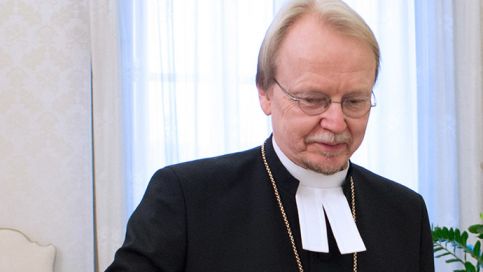 Scandinavia: in migliaia lasciano la Chiesa luterana finlandese dopo il suo «sì» ai matrimoni gay