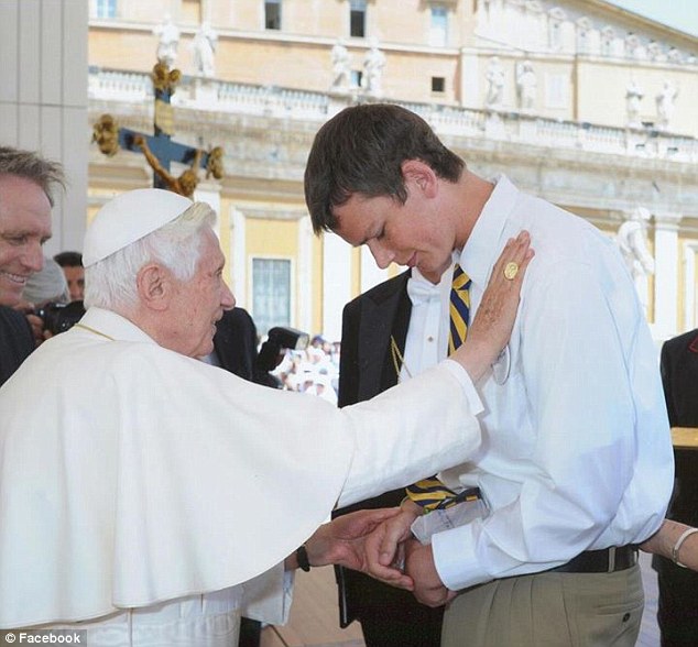 Il miracolo di Benedetto XVI