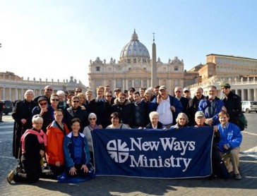 Lobby Lgbt all’attacco: posti d’onore all’udienza pontificia e contatti “in alto” pre-Sinodali…