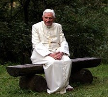 «Il Papa emerito pensa alla morte e si sta preparando all’incontro con Dio»