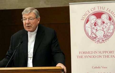A Roma l’omaggio del pubblico a Pell e Burke, cardinali con il coraggio della verità – di Giuseppe Rusconi