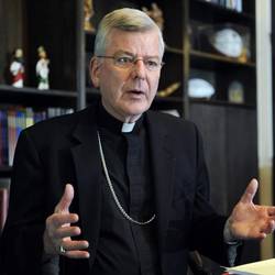 Pedofilia: coprì abusi, via il vescovo di Minneapolis
