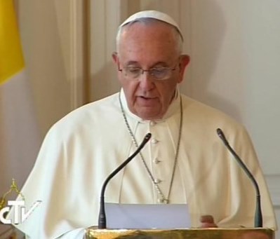 Francesco: Sarajevo esempio per il mondo che la pace è possibile