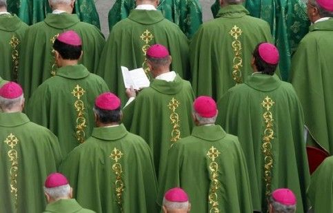 Sinodo. Doccia gelata sui novatori – di Sandro Magister