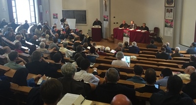 «Dal Sinodo esca un catechismo per lanciare la proposta cristiana su matrimonio e famiglia» – di Riccardo Cascioli