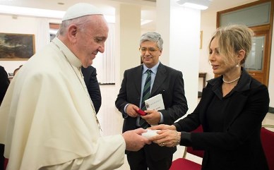 Papa: misericordia, carta di identità di Dio. Libro-intervista con Tornielli