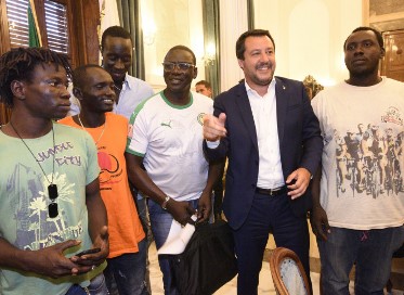 « Salvini: con noi al governo sarà difesa la famiglia » intervista di Riccardo Cascioli