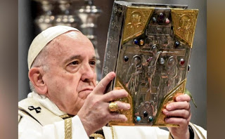Illustri studiosi laici ed ecclesiastici accusano Papa Francesco di eresia in una “Lettera Aperta”