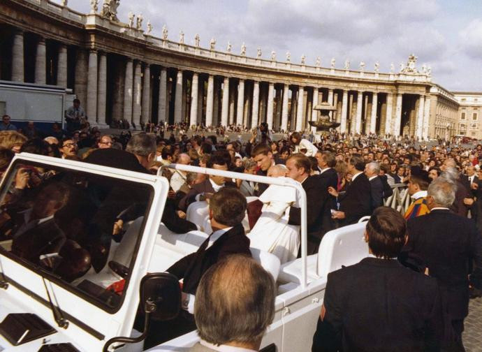 «Ecco come ho deviato la pallottola contro Giovanni Paolo II» di Luisella Scrosati